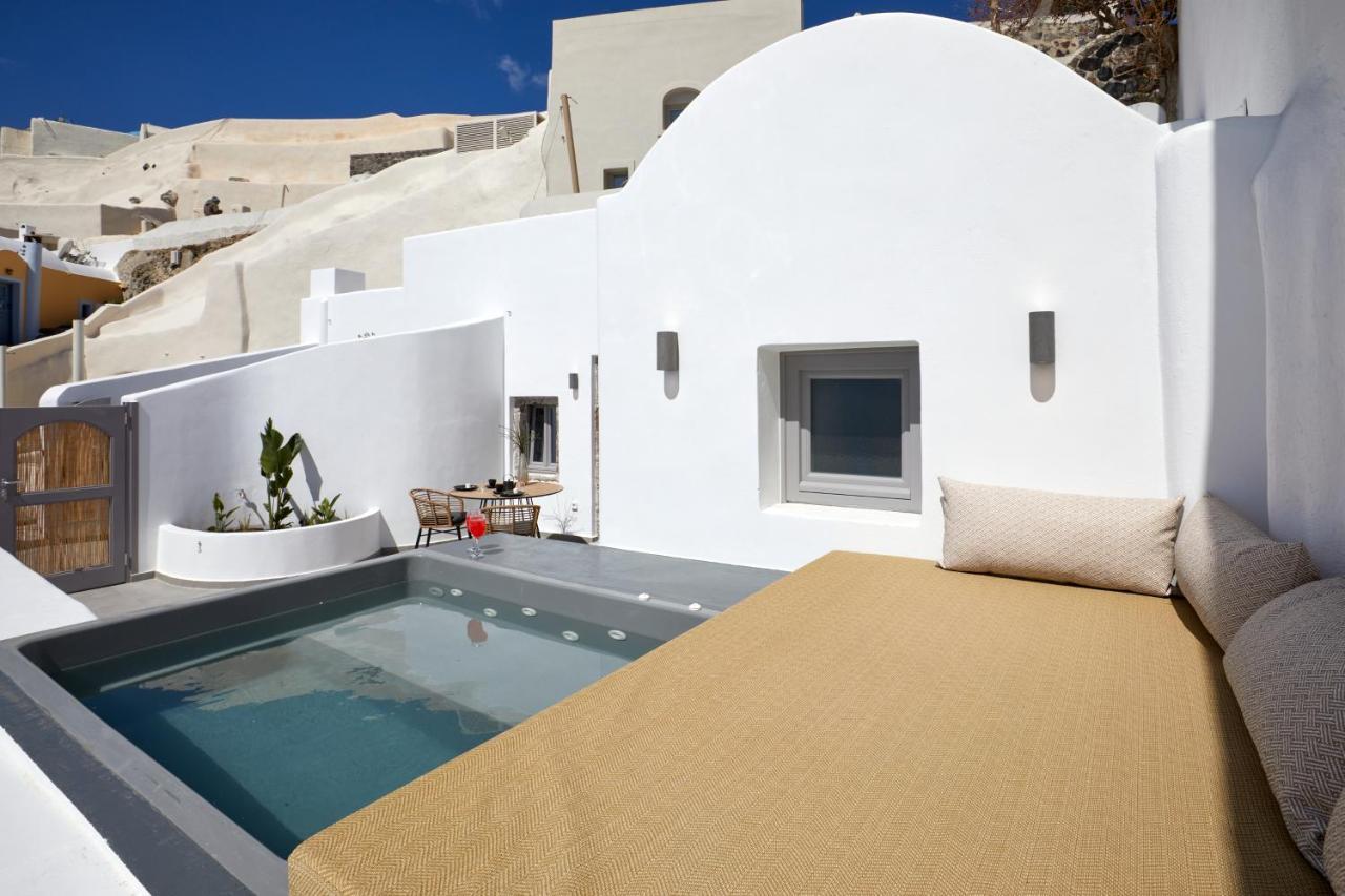 Allure Breeze Suites Oía Exterior photo
