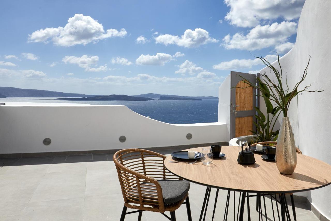 Allure Breeze Suites Oía Exterior photo