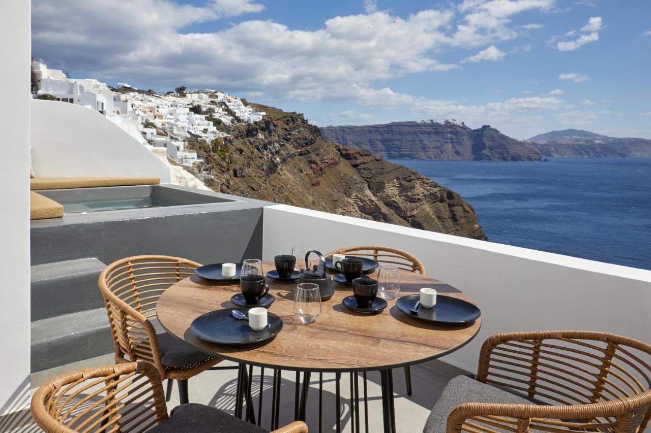 Allure Breeze Suites Oía Exterior photo