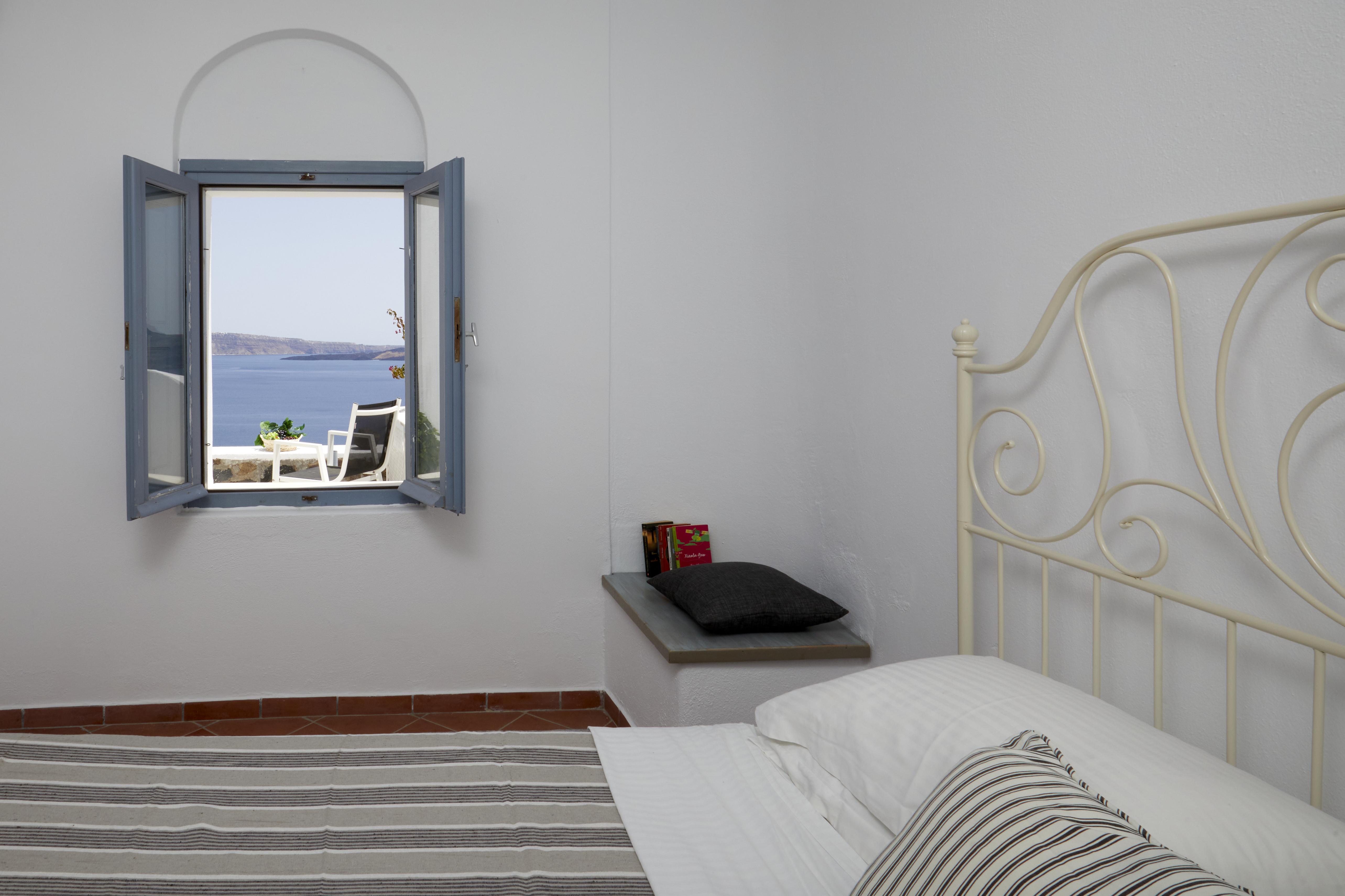 Allure Breeze Suites Oía Exterior photo