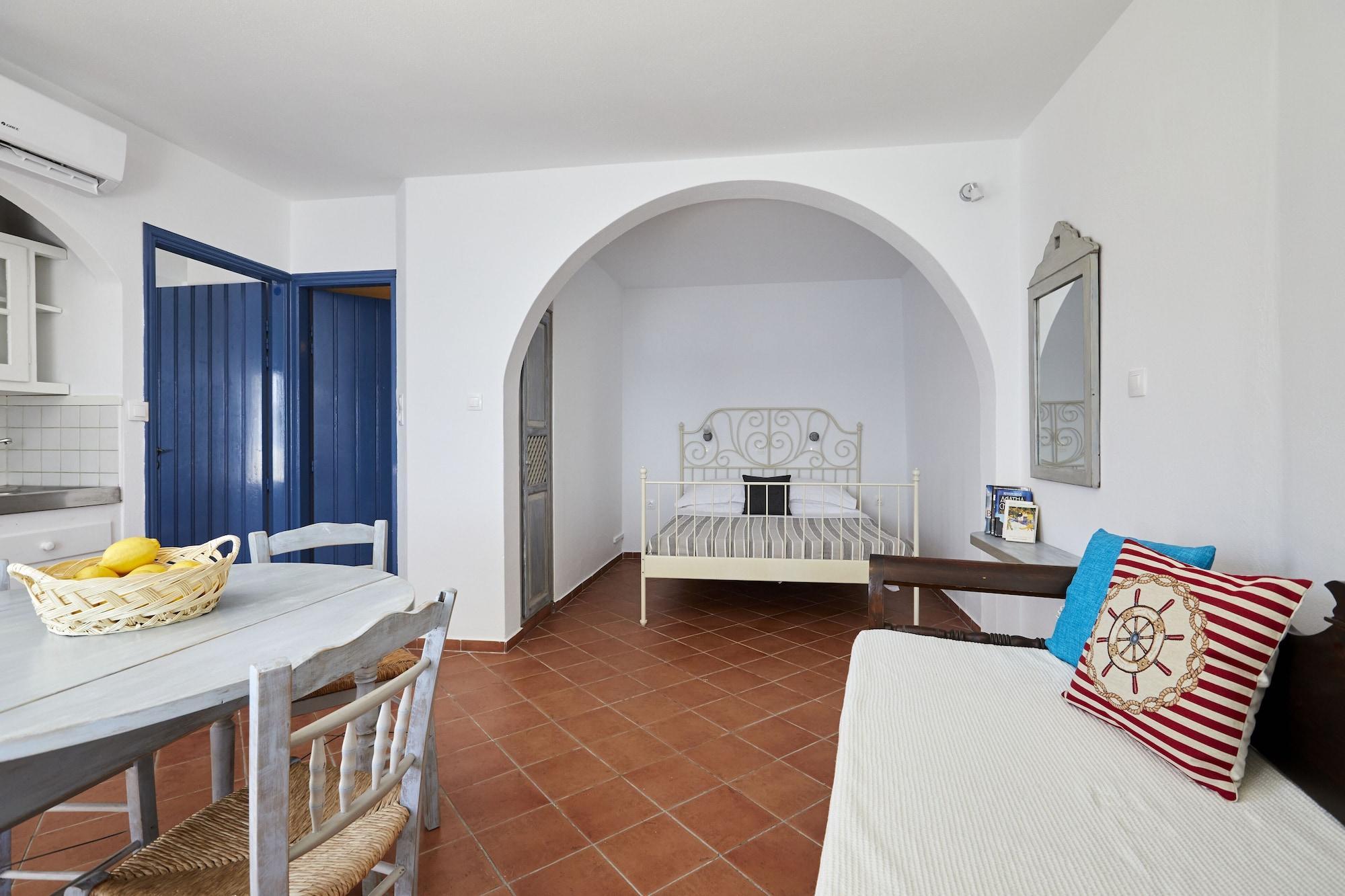 Allure Breeze Suites Oía Exterior photo