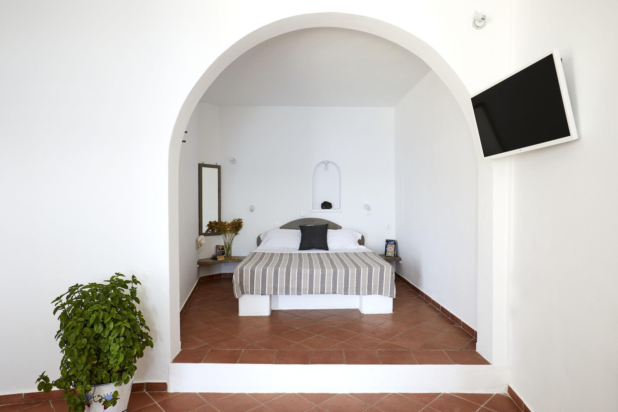Allure Breeze Suites Oía Exterior photo
