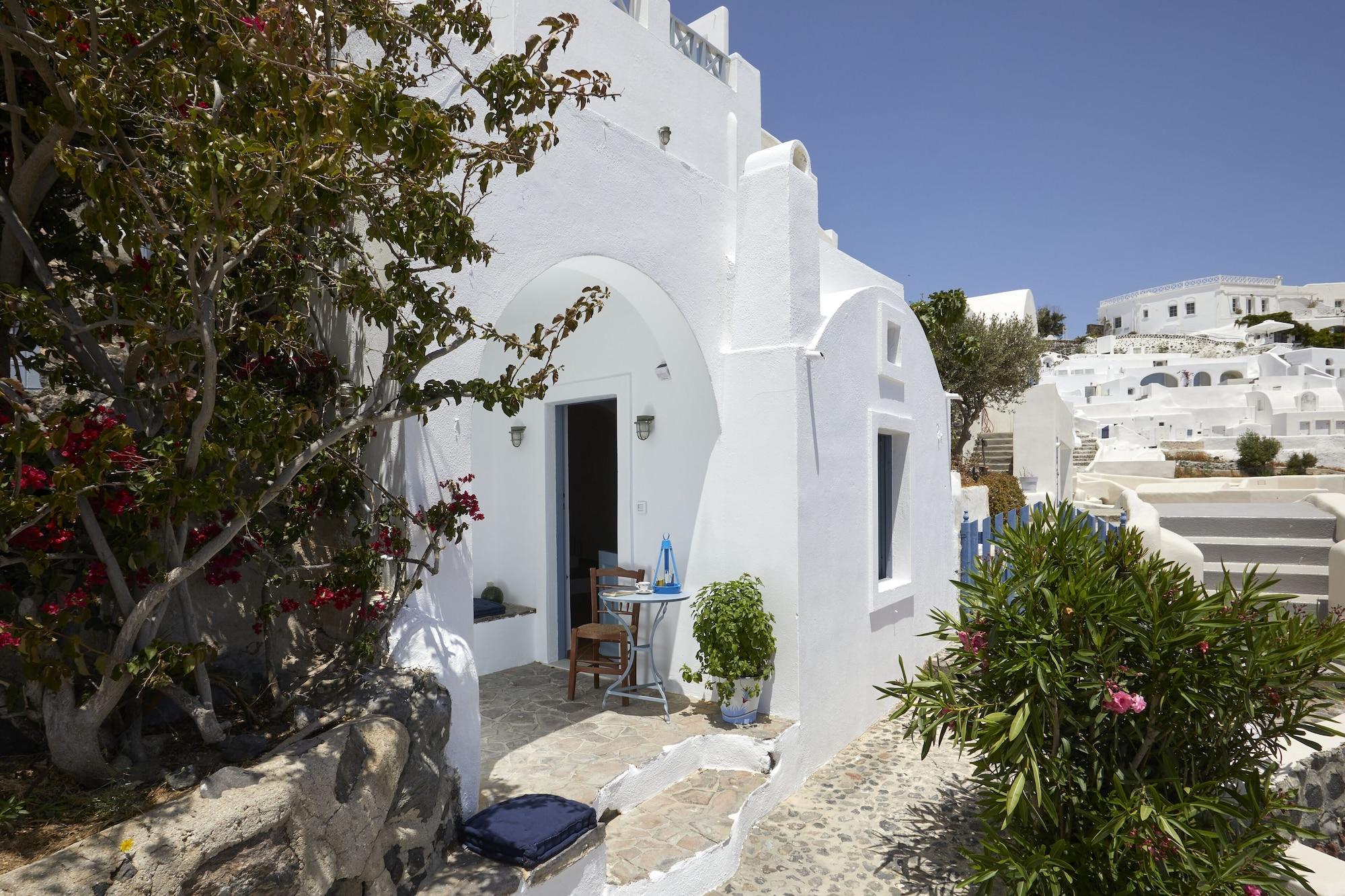 Allure Breeze Suites Oía Exterior photo